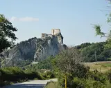 Fortezza medievale su uno sperone roccioso, un gioiello da scoprire tra le cose da vedere in Riviera Romagnola.
