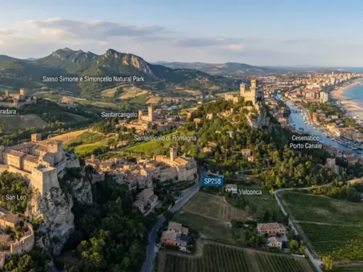 Panoramica di borghi medievali e paesaggi collinari, ideali per gite di un giorno da Rimini: San Leo, Gradara, Santarcangelo, Sasso Simone.